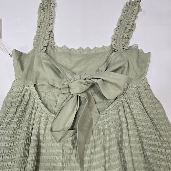 Tularosa Frankie Romper in Sage Green Small - Picture 11 of 13